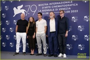 colin-farrell-brendan-gleeson-banshee-premiere-photo-call-venice-03.jpg