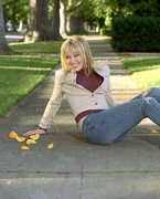 Хилари Дафф (Hilary Duff) Newsweek Photoshoot 2003 (13xHQ) MEWLMY_t