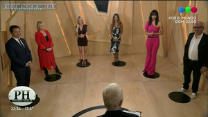 Romina.Pereiro.Catsuit.Rosa.Ajustado.PH.1080P-ColitazTV.38.jpeg