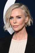 charlize-theron-at-christian-dior-fashion-show-in-paris-02-28-2023-4.jpg