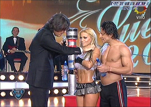 Evangelina.Aderson.Bailando.2008.Pollerita.Remera.Mojada.SD.60FPS-Colitaz.136.jpeg