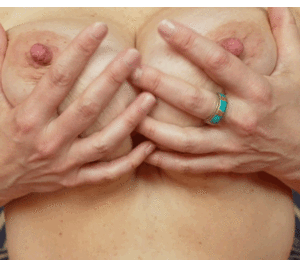 [Image: ME1BO261_t.gif]