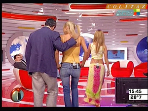 Nazarena.Velez.Musculosa.Amarilla.Jeans.Vueltita.Intrusos.No.Audio.SD.HQ.60FPS-Colitaz.200.jpeg