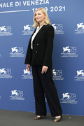 Kirsten+Dunst+Power+Dog+Photocall+78th+Venice+Bph3ApoY1Lrx.jpg