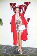 miranda-kerr-orlando-bloom-katy-perry-louis-vuitton-event-10.jpg