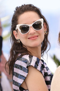 Marion+Cotillard+Bigger+Photocall+74th+Annual+boD5uUwOw0Ux.jpg
