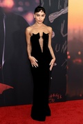 zoe-kravitz-catwoman-inspired-dress-nyc-batman-premiere-with-cast-35.jpg