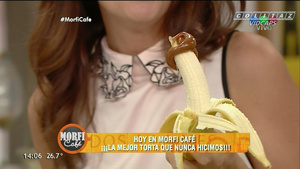 Zaira.Nara.Comiendo.Banana.Morfi.Cafe.1080P.Colitaz.22.jpeg