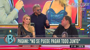 Mariela.Fernandez.Marcando.Pechos.Mismo.Outfit.Otro.Programa.Bendita.1080P-Colitaz.30.jpeg