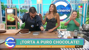 Catherine.Fulop.Pechugona.Come.Cachapas.Cocineros.Arg.1080P-Colitaz.02.jpg