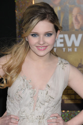 Abigail Breslin MELZTZK_t