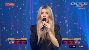 Laurita.Fernandez.Bienvenidos.a.Ganar.Vestido.Blazer.Abierto.1080P-Colitaz.40.jpeg