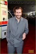 jake-gyllenhaal-ambulance-la-premiere-10.jpg