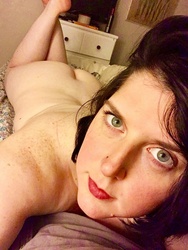 Curvy and Pierced Amateur Babe