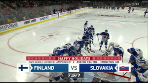 IIHF WJC 2022-12-27 Finland vs. Slovakia 720p - English MEHQN5U_t
