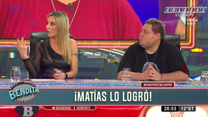 Mariela.Fernandez.Marcando.Pechos.Mismo.Outfit.Otro.Programa.Bendita.1080P-Colitaz.03.jpeg