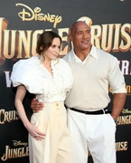 Emily+Blunt+World+Premiere+Disney+Jungle+Cruise+-XtOfEILL91x.jpg
