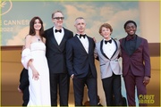 anne-hathaway-armageddon-time-cannes-premiere-32.jpg