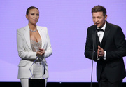 Scarlett+Johansson+35th+Annual+American+Cinematheque+VnKMLNKpeoSx.jpg