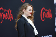Emma+Stone+Los+Angeles+Premiere+Disney+Cruella+PEy2iFhzAtrx.jpg
