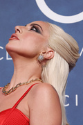 Lady+Gaga+House+Gucci+Italian+Premiere+Photocall+OfbEYiCm5DJx.jpg