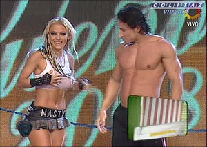 Evangelina.Aderson.Bailando.2008.Pollerita.Remera.Mojada.SD.60FPS-Colitaz.104.jpeg