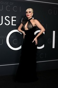 Lady+Gaga+House+Gucci+New+York+Premiere+3W7-VhPiWRfx.jpg