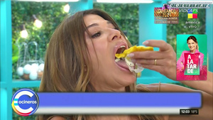 Catherine.Fulop.Pechugona.Come.Cachapas.Cocineros.Arg.1080P-Colitaz.30.jpg