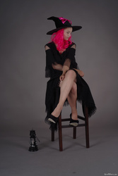 MarvelCharm_Lena-Pink-Witch-004.jpg