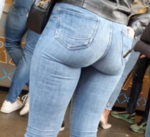 [Bild: MERYPA2_t.jpeg]