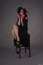 MarvelCharm_Lena-Pink-Witch-021.jpg