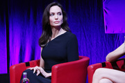 Angelina+Jolie+Eternals+Press+Conference+16th+TUU_BsIPtbJx.jpg