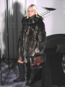 Permanent Link to zuz002 23975 zuzann