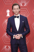 Tom+Hiddleston+2021+Tony+Awards+Arrivals+2N_-SrgxqcLx.jpg