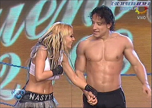 Evangelina.Aderson.Bailando.2008.Pollerita.Remera.Mojada.SD.60FPS-Colitaz.107.jpeg