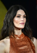 Gemma+Arterton+World+Premiere+Twentieth+Century+x6JioXJZe5Qx.jpg