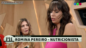 Romina.Pereiro.Catsuit.Rosa.Ajustado.PH.1080P-ColitazTV.08.jpeg