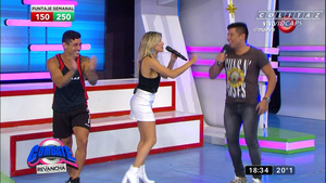 Laurita.Fernandez.Pollerita.Tajo.Descuido.Combate.1080P-Colitaz.51.jpeg