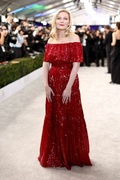 kirsten-dunst-at-28th-annual-screen-actors-guild-awards-in-santa-monica-02-27-2022-2.jpg
