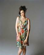 Alexis Bledel MEUB3PB_t