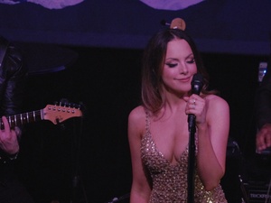 Elizabeth Gillies (21).jpg