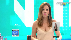 Soledad.Larghi.Vestido.Beige.Buenos.Dias.America.1080P-Colitaz.18.jpeg