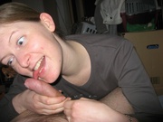 [Image: ME1B7AKG_t.jpg]