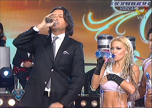 Evangelina.Aderson.Bailando.2008.Pollerita.Remera.Mojada.SD.60FPS-Colitaz.132.jpeg