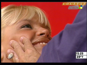 Nazarena.Velez.Musculosa.Amarilla.Jeans.Vueltita.Intrusos.No.Audio.SD.HQ.60FPS-Colitaz.48.jpeg