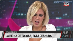 Viviana.Canosa.Camisa.Blanca.Desabotonada.1080P-ColitazTV.14.jpg