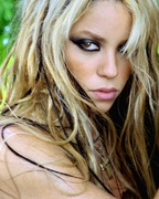 Шакира (Shakira) J. B. Photoshoot for Blender 2002 - 4xHQ MEW46W_t