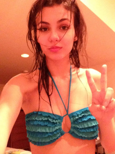 Victoria Justice nude (2).jpeg