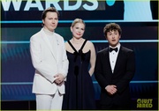 michelle-williams-paul-dano-sag-awards-06.jpg