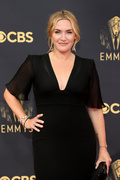 Kate+Winslet+73rd+Primetime+Emmy+Awards+Arrivals+36_VLfzZyjQx.jpg